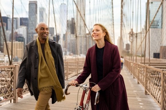 Couple on Brooklyn Bridge